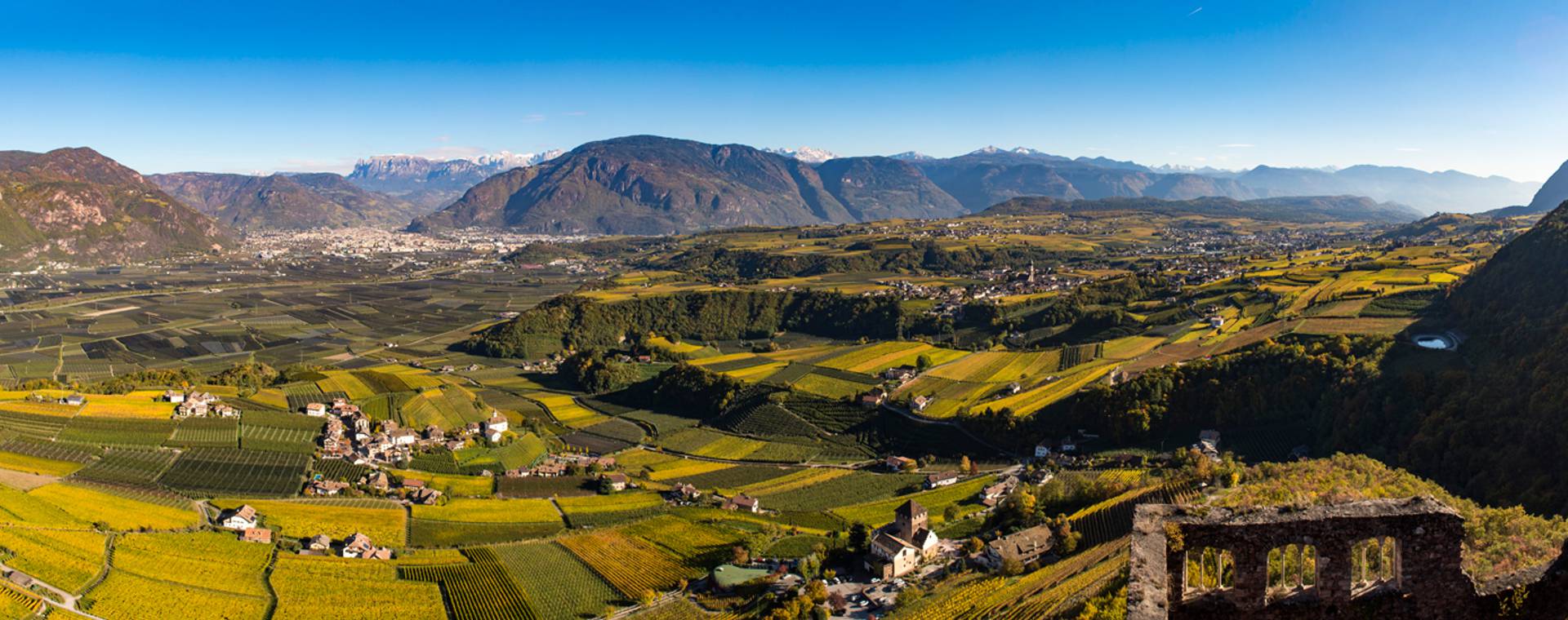 View of the districts of Appiano: Missiano e San Paolo